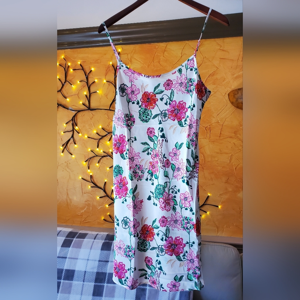 Lilly Pulitzer Silk Slip with Pink & Green Floral Print Size Medium NWT